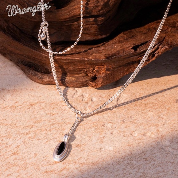 Montana West Wrangler Silver Necklace NIB - Picture 2 of 5